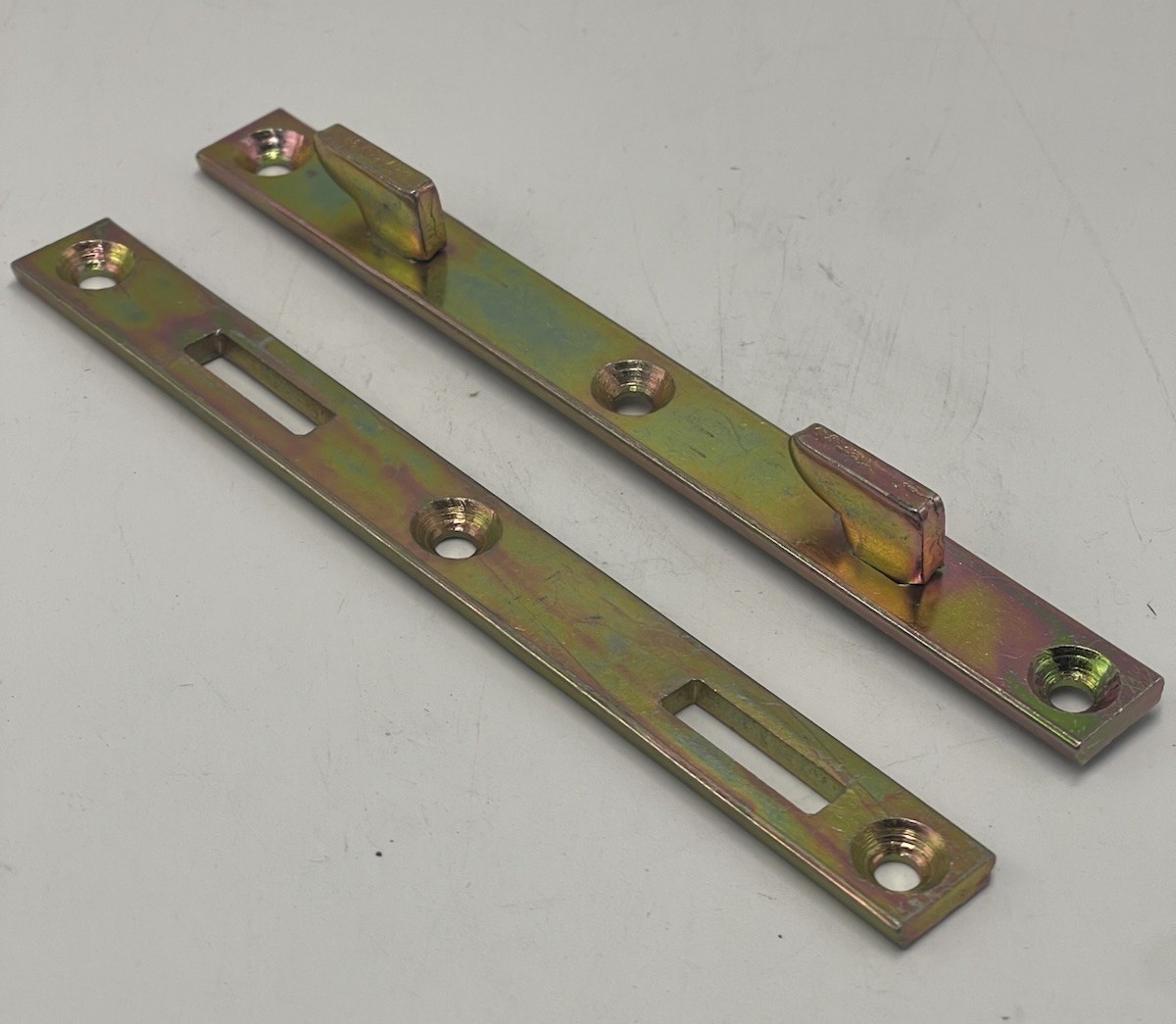 6 Inch Zinc Plated Steel Bed Rail Brackets Hooks Fastener Kit Bedfasts