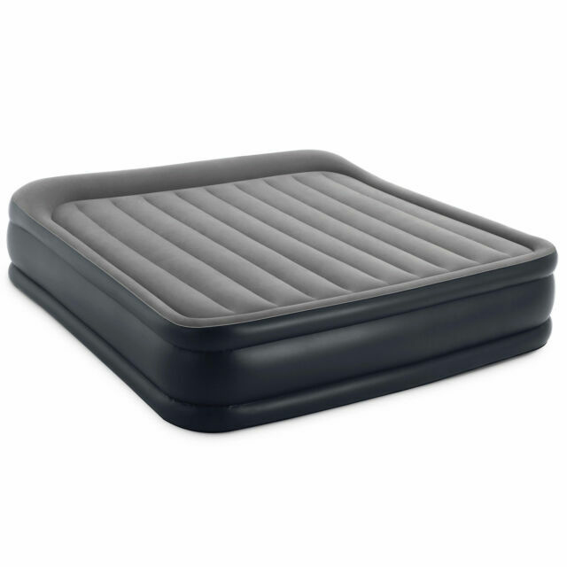 Intex Dura Beam 16.5 inch Deluxe Inflatable Air Mattress Bed with Built in Pump,