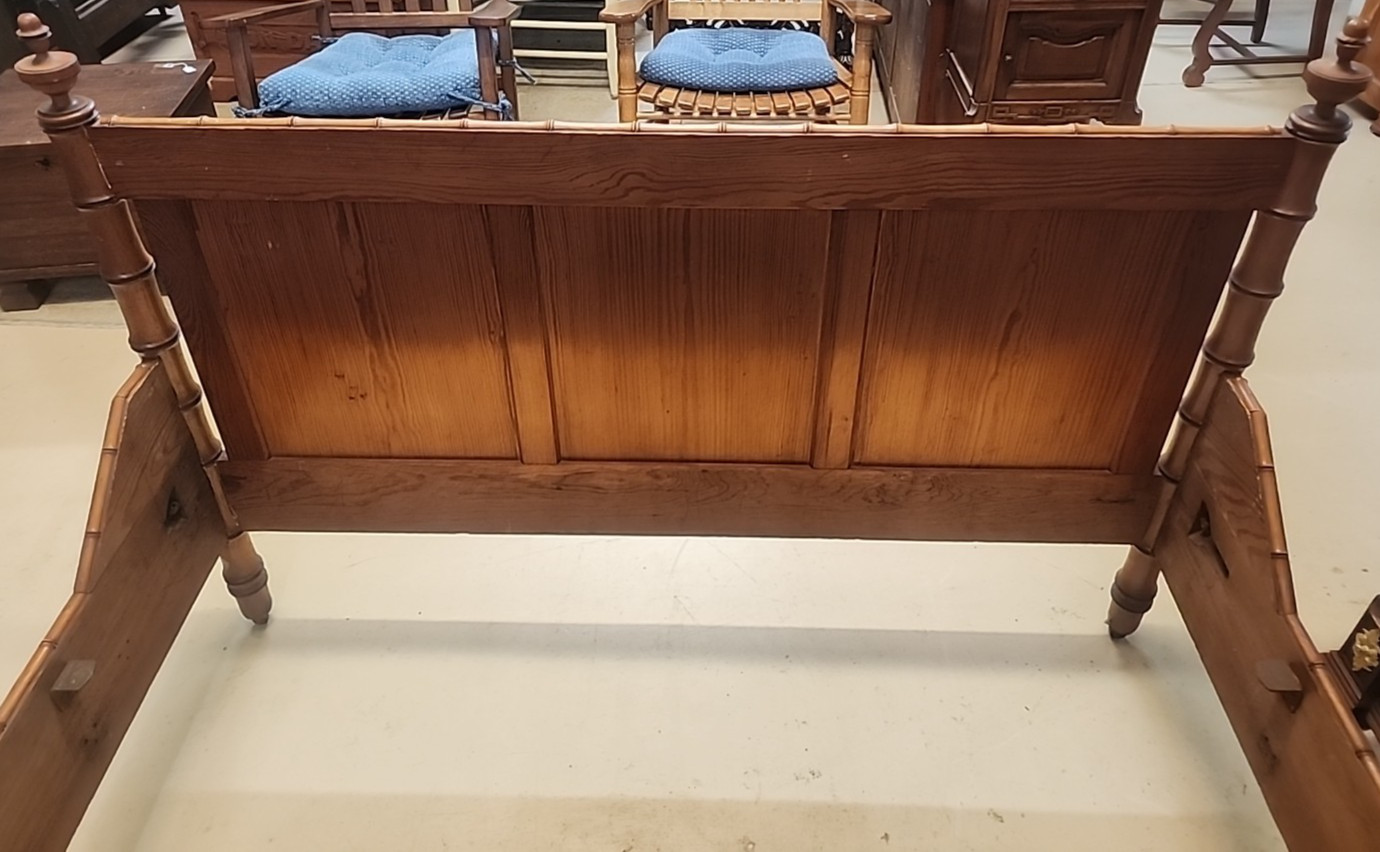Antique Hollywood Regency Faux Bamboo Bed w/ Rails