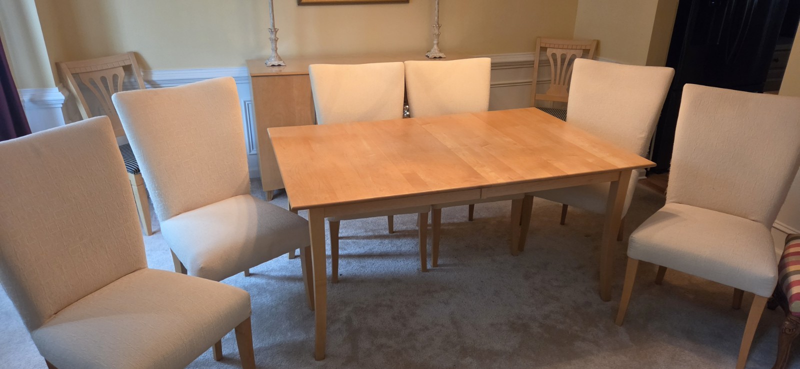 8 Piece Maple Dining Room SET, The Set also Includes 1 Leaf $350