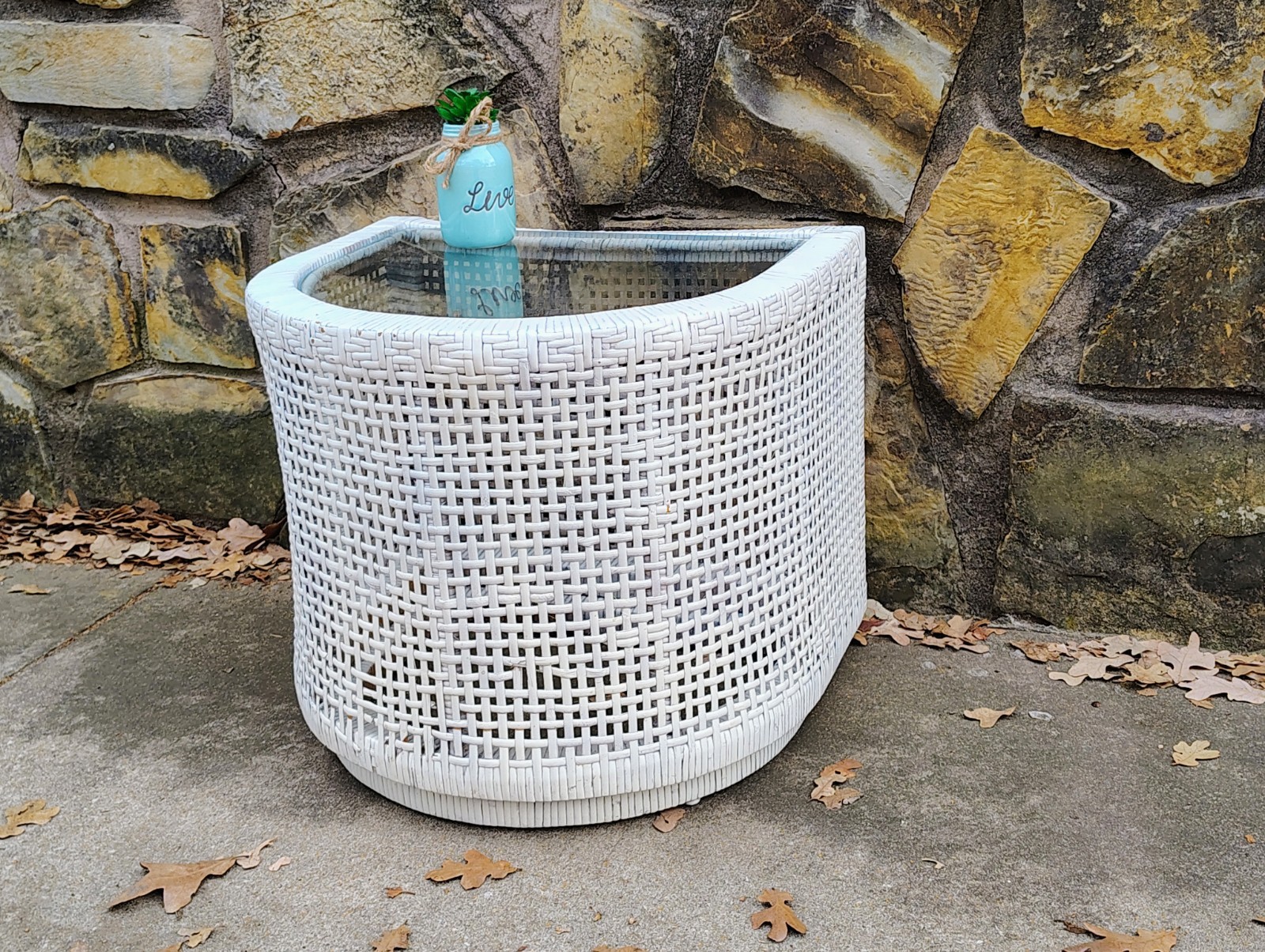 17×20 Glass Top Shabby Chic Half Round Circle Demilune Wicker End Table