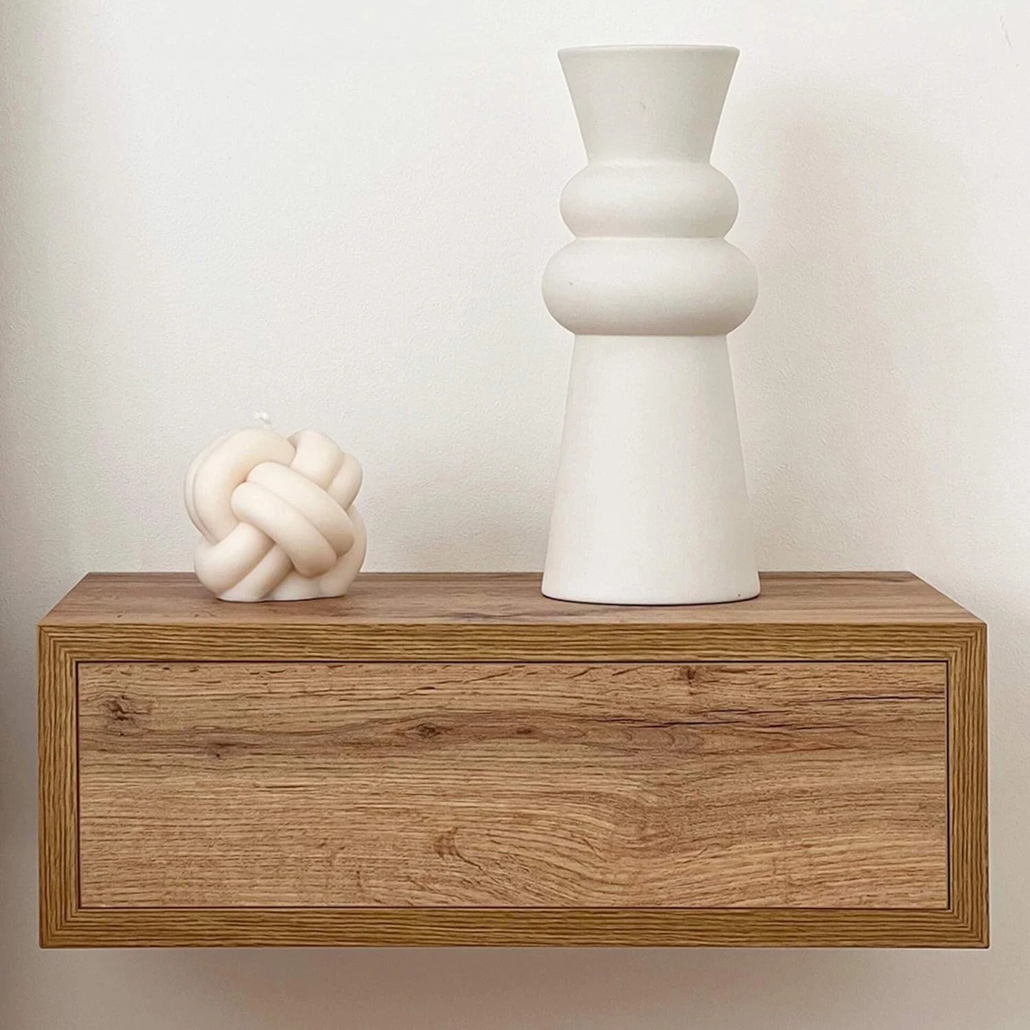 Stylish Rustic Oak Floating Nightstand – Fully Assembled Modern Design at 17.7″