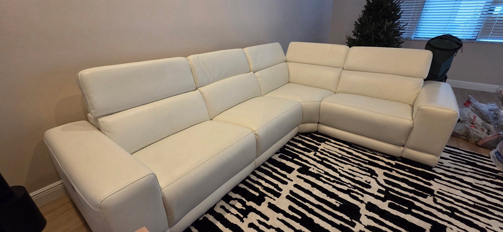 Brand New Couch 6 months old