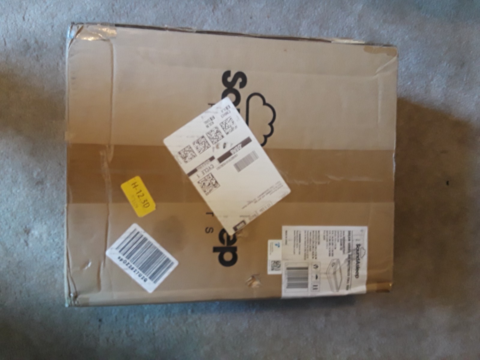 SoundAsleep : Air Mattress Measures 76 x 56 x 18.5