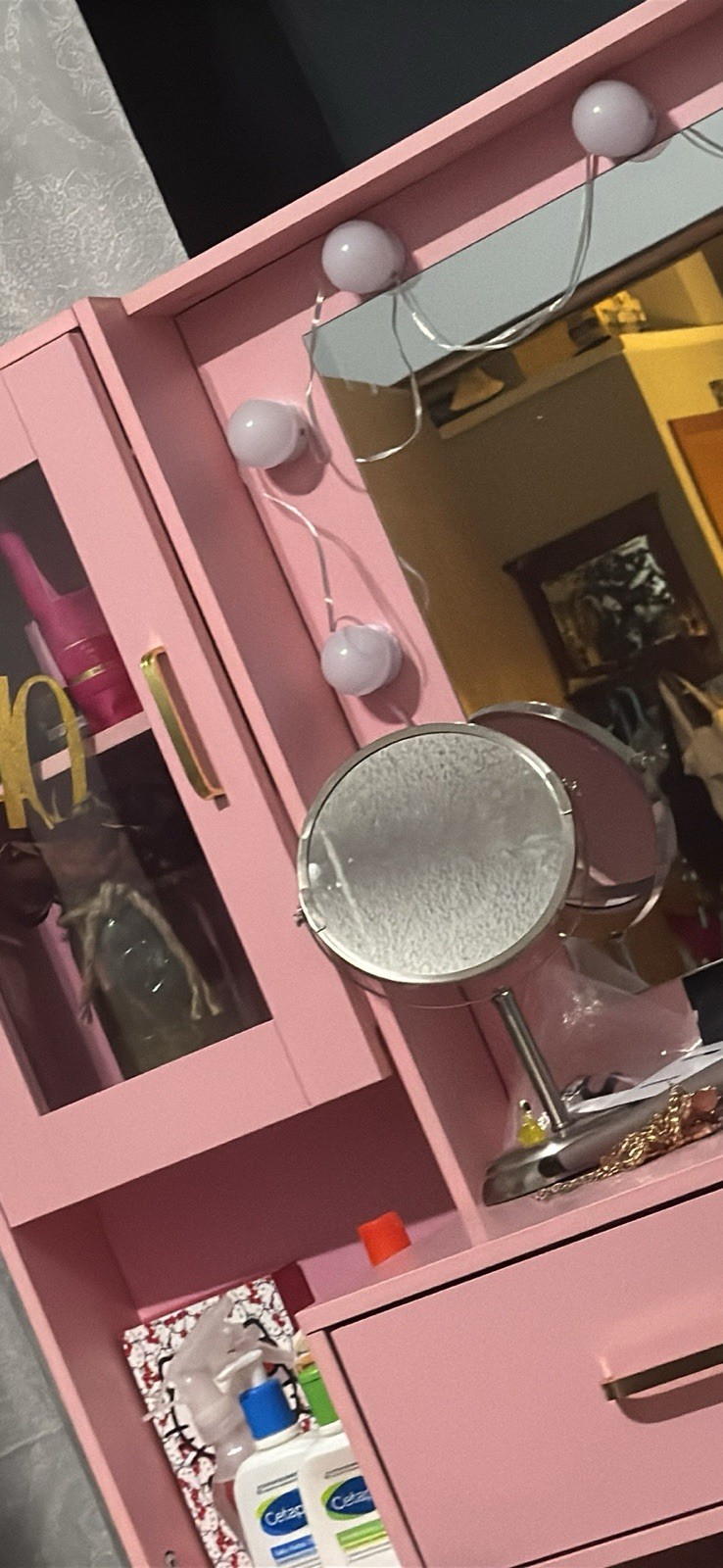 Mirror to put on your vanity.