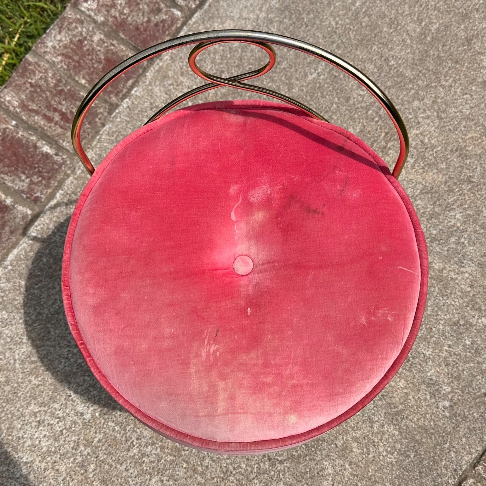 Vintage Pink Velvet Vanity Chair Hollywood Regency Stool Gold Metal Mid Century