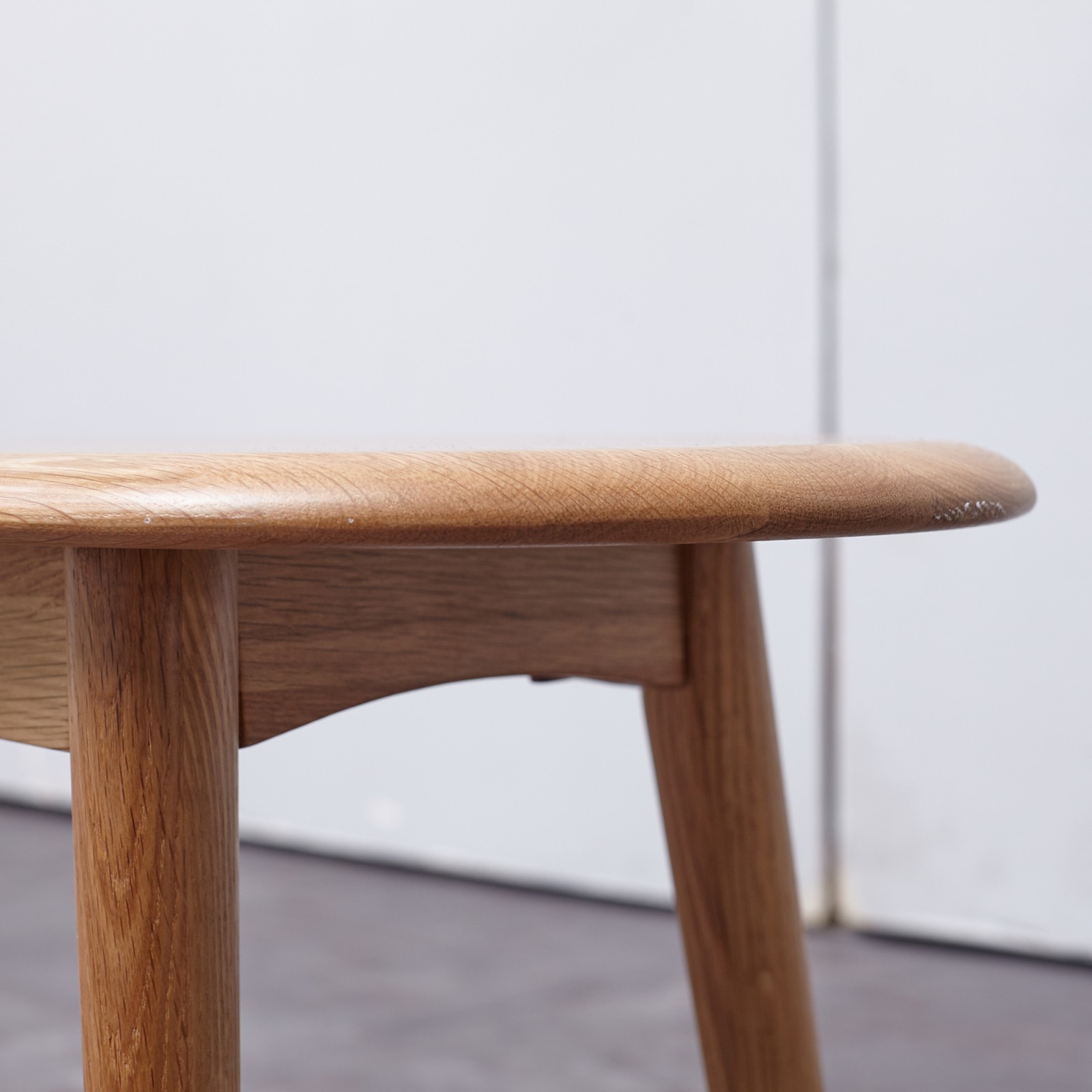 Solid Oak Wood Dining Bench Half-Round Design 47.2 in