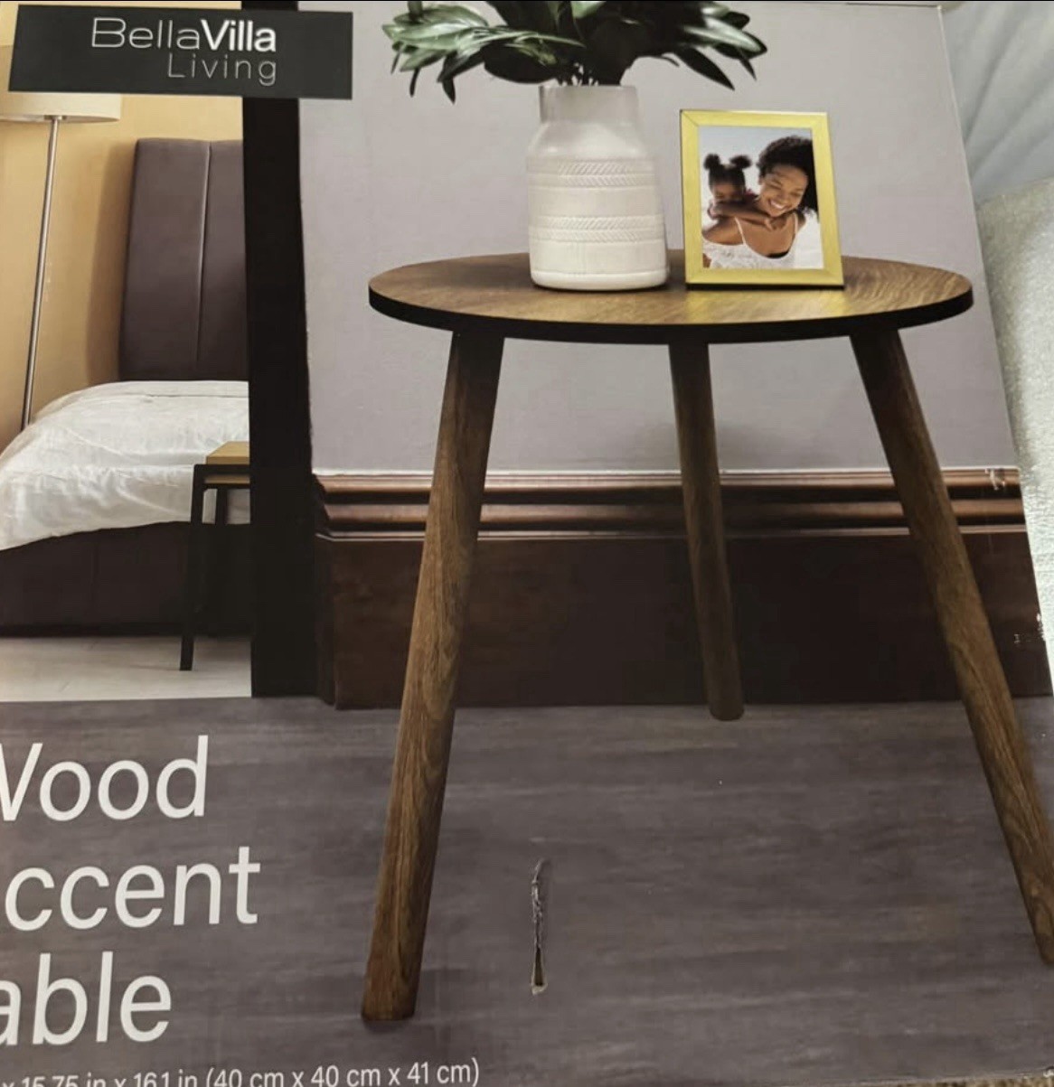 BellaVilla Living Wood Accent Table. light weight , 15.75in x 15.75in x 16.1in