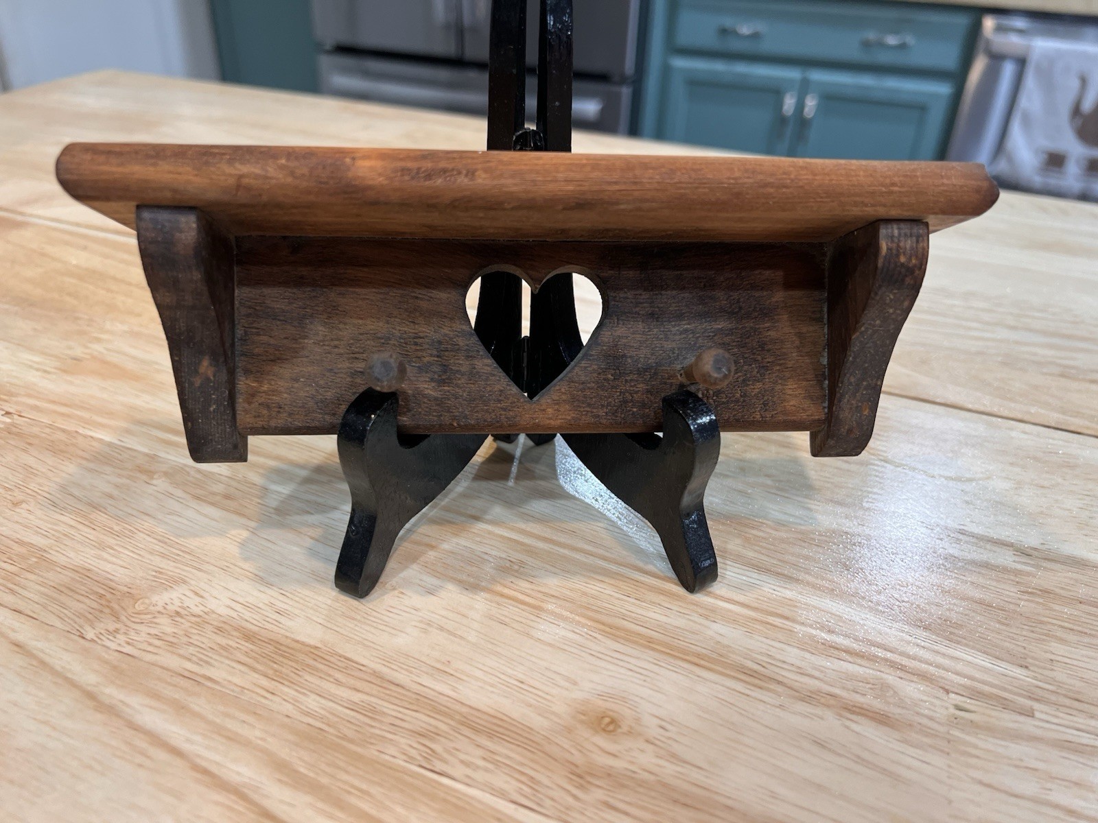 Small 8” Wood Heart Cutout Shelf With 2 Pegs Cottagecore