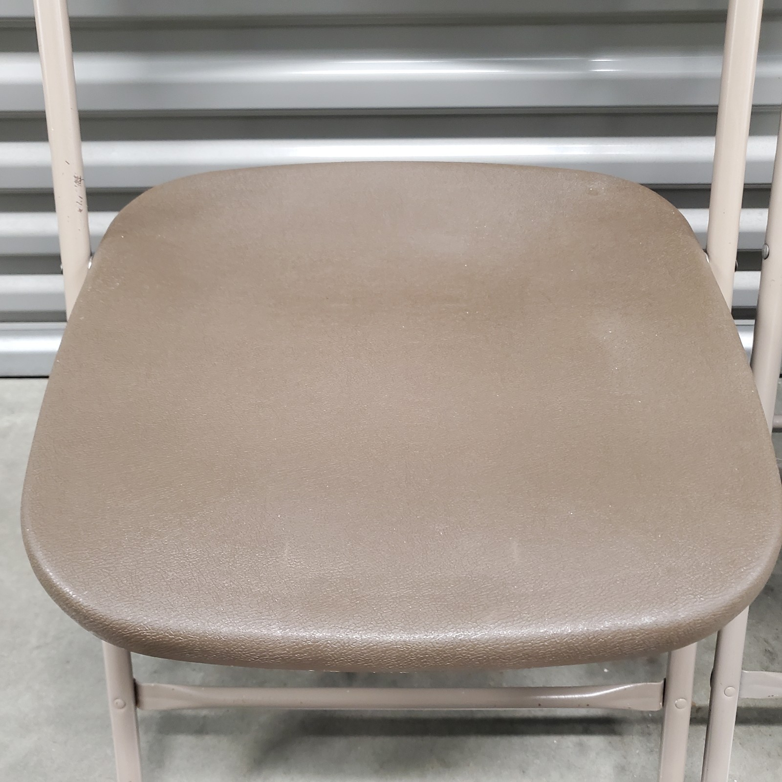 Vintage Samsonite Folding Chairs Brown Steel Metal Frame Hard Plastic Pair Set