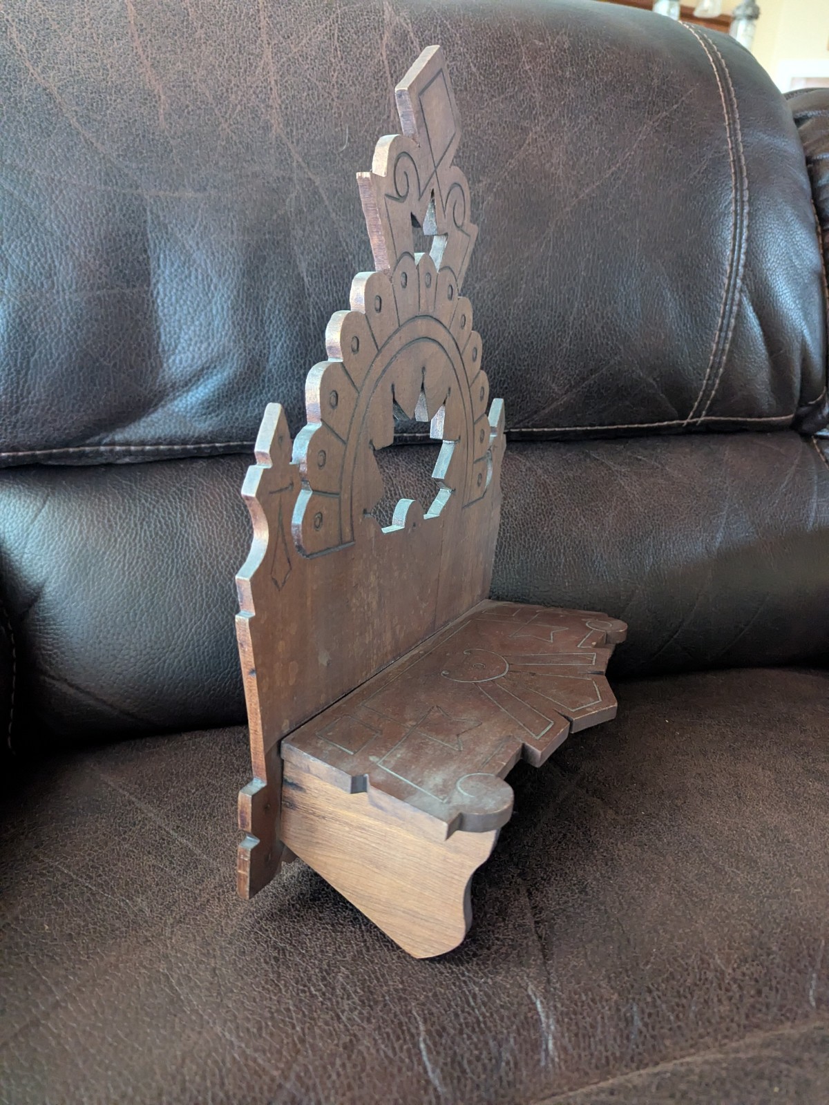 ANTIQUE HAND CARVED ORNATE DARK WOOD WALL SHELF 16″ Tall – Detailed Design