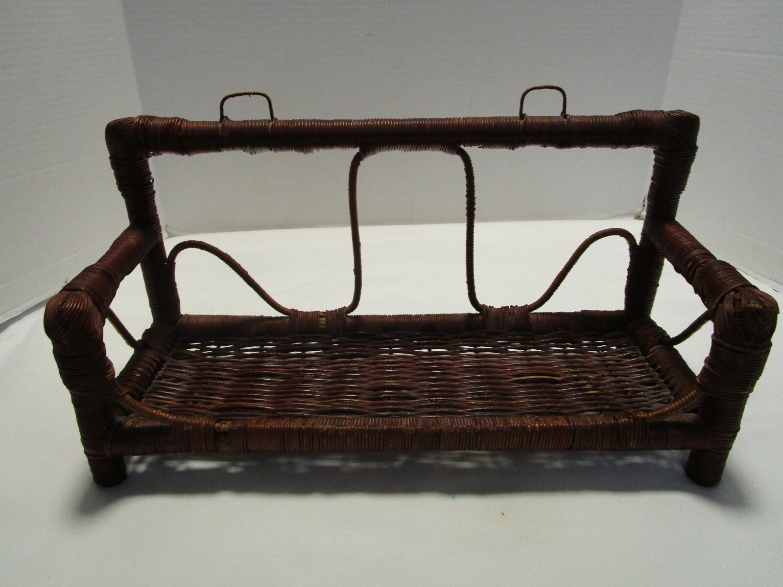 Vintage Natural Brown Wicker Rattan Wall shelf Tabletop Shabby Cottage 15.50” W