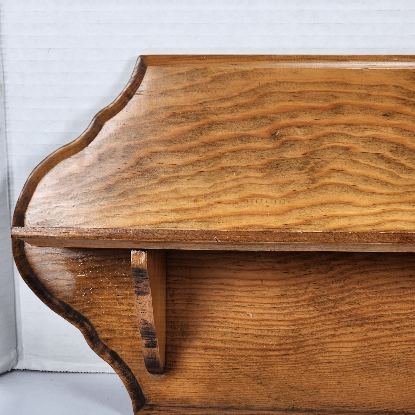 VTG Hanging Wood Display Shelf Wall Mounted Natural Grain Board Routed Edge 24″