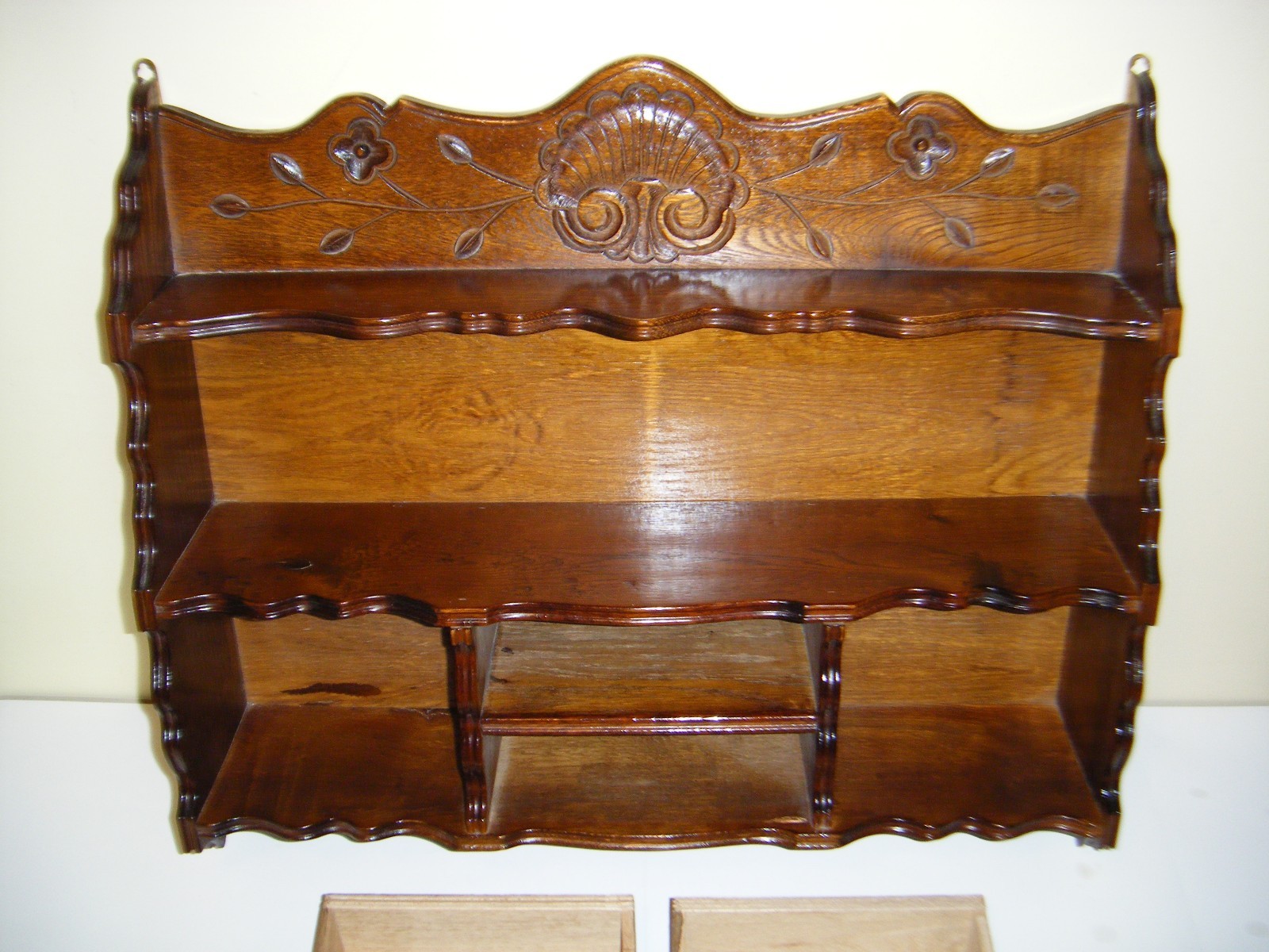Vintage Wooden Wall Shelf Display With 2-Drawers Etched Shell Design