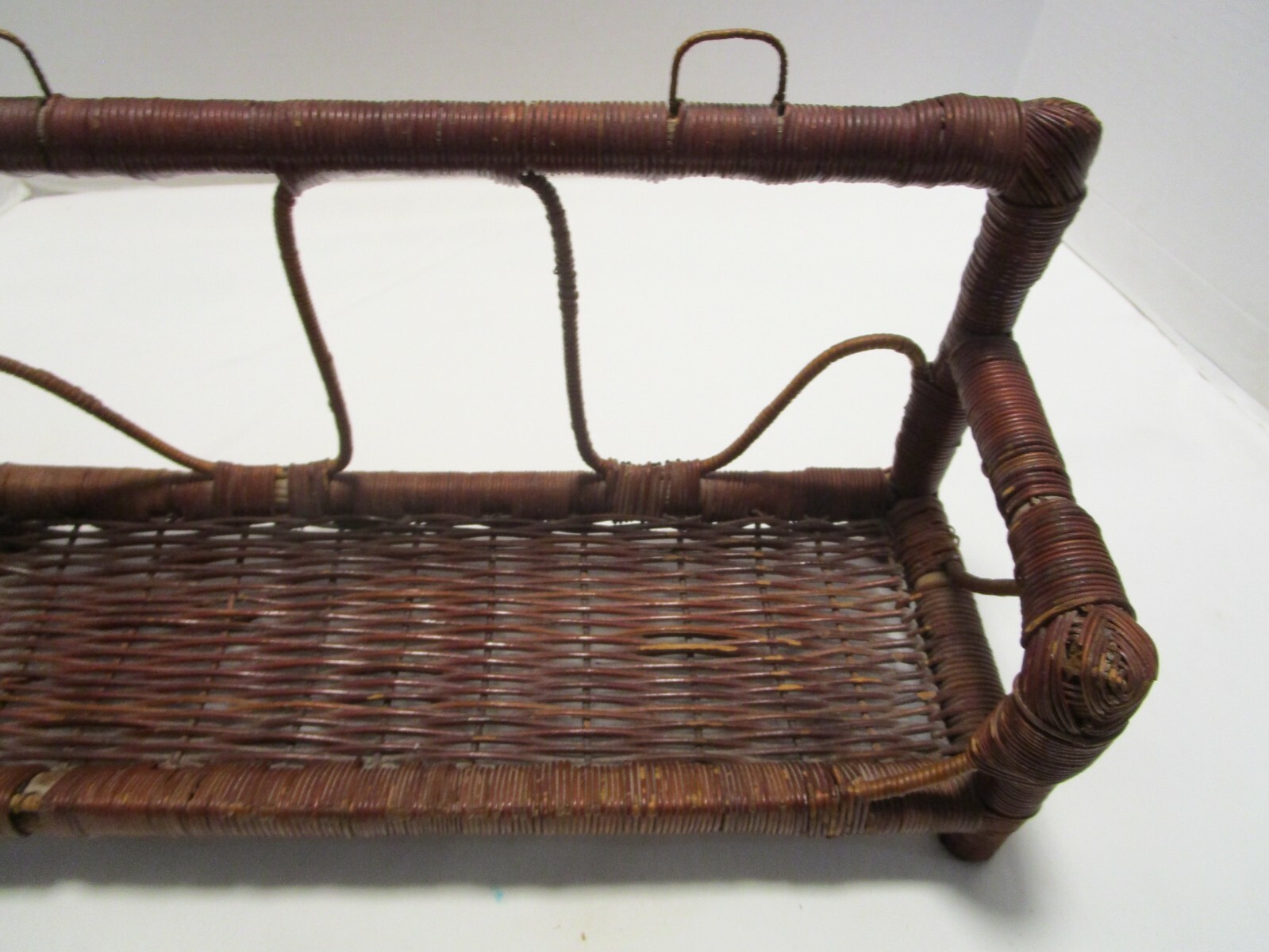 Vintage Natural Brown Wicker Rattan Wall shelf Tabletop Shabby Cottage 15.50” W