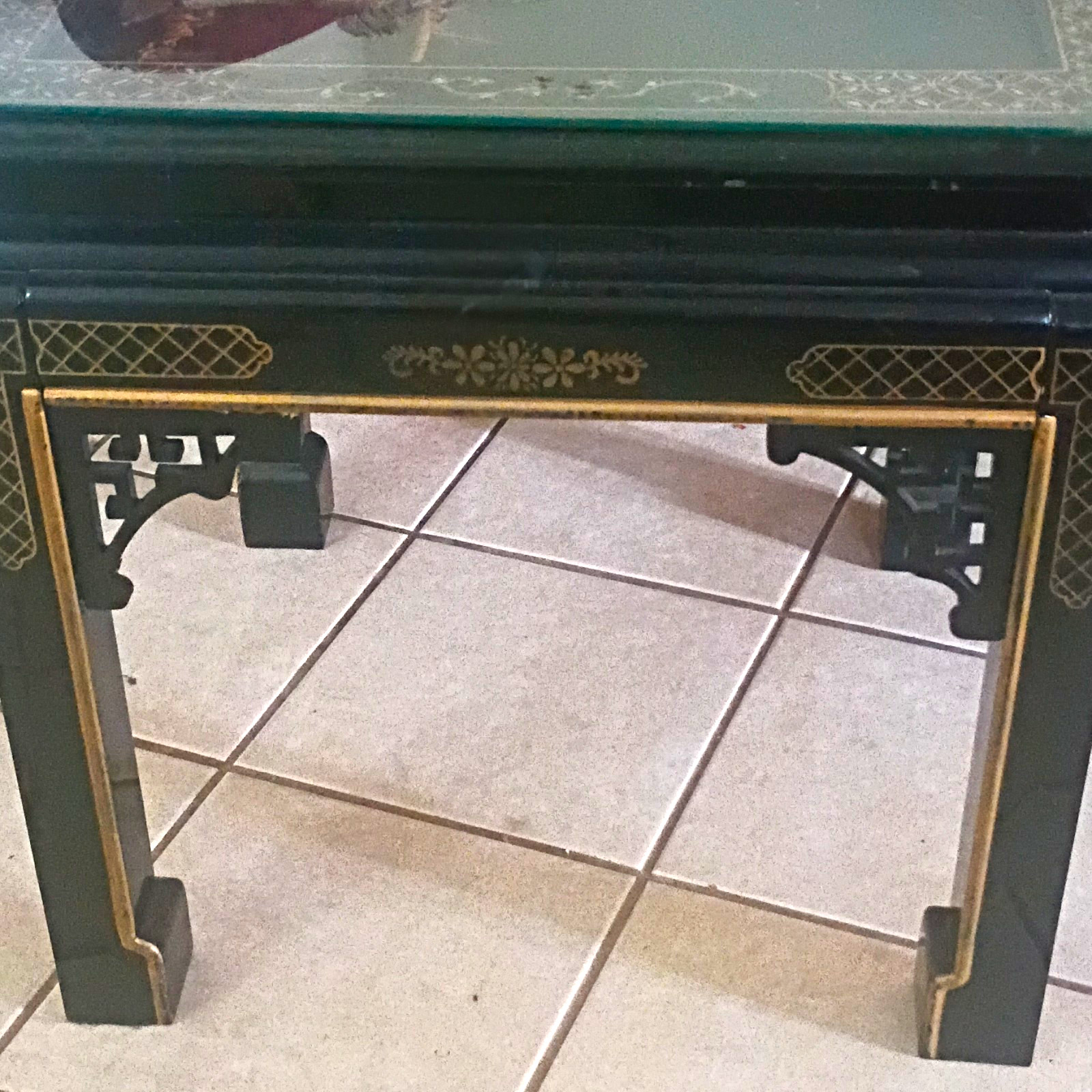 Asian Black & Gold Lacquered Wood End Table w/ Glass Top Square 23x23x23