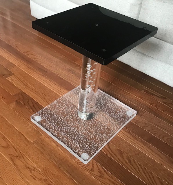 Acrylic coffee table base. Coffee table leg with table top support