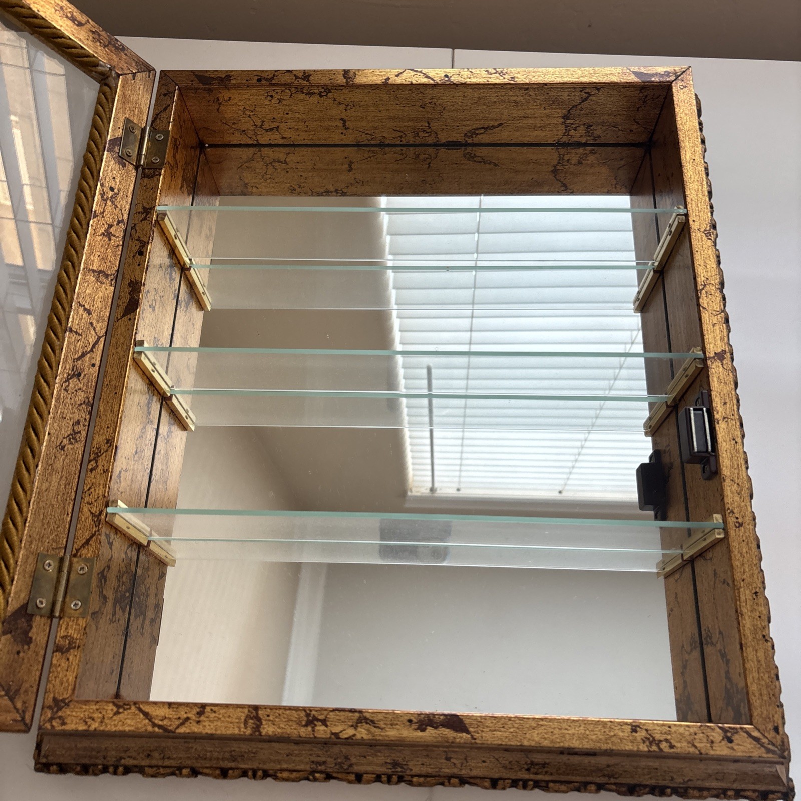 Horchow Creazioni Artistiche Italian Curio Wall Cabinet Gold Gilt Glass