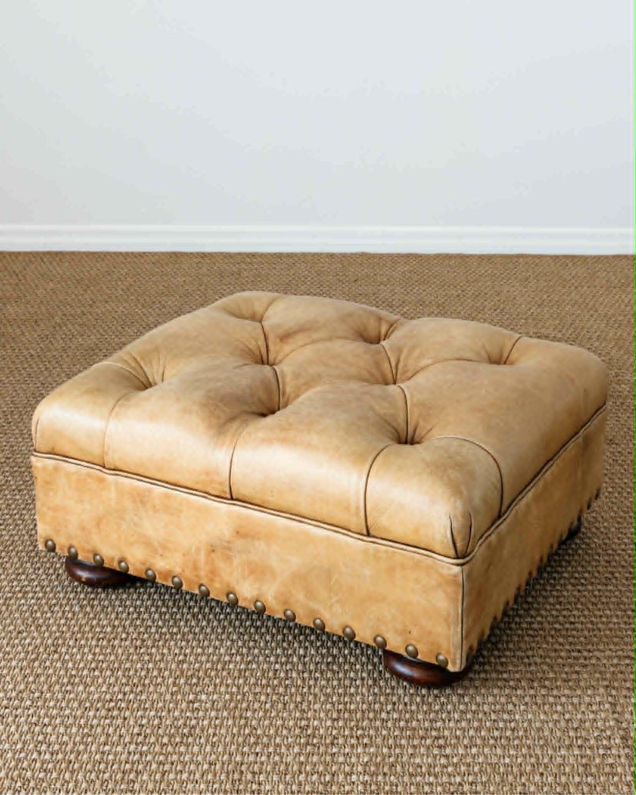 Ralph Lauren Henredon Writer’s Collection Tufted Leather Ottoman Footstool
