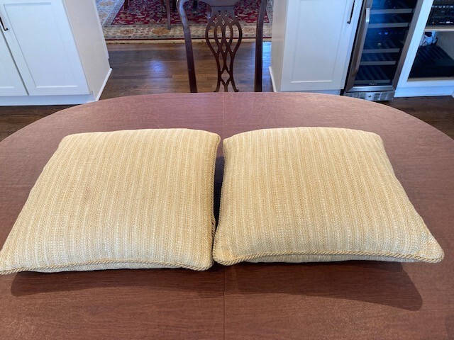 HICKORY CHAIR CO. CAROLYN COLLECTION SOFA, MED. MAHOGANY, EX. COND, ORIG. OWNER