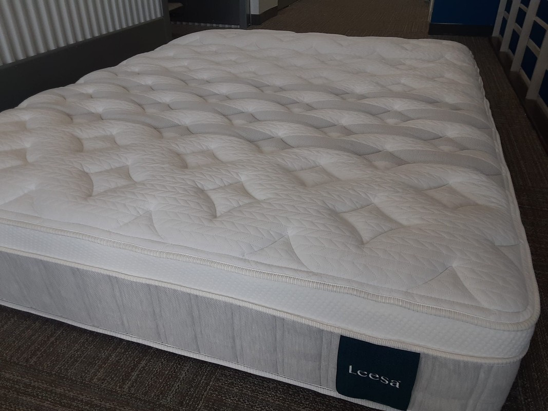 Leesa Sapira Hybrid Chill Mattress (King Size) / FREE Delivery