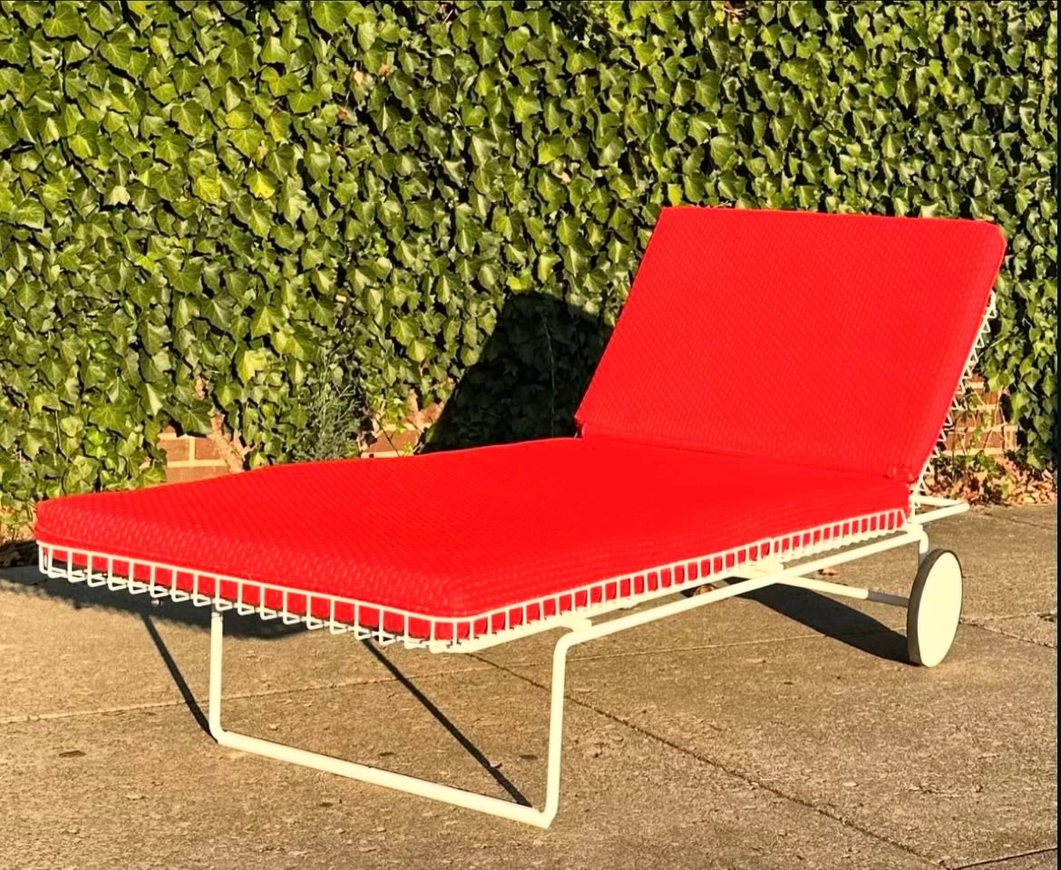 1963 Richard Schultz for Knoll Associates Model 715 Chaise Lounge Pair Restored