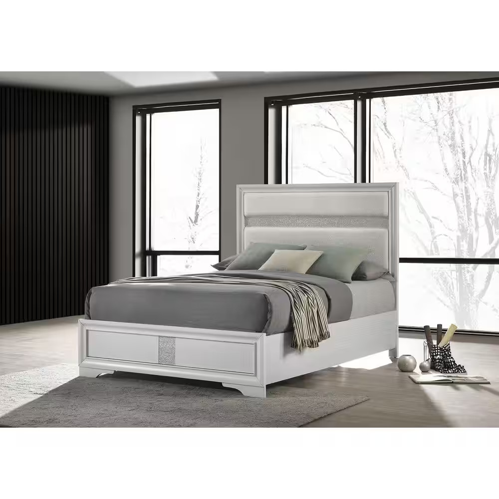 Miranda White Wood Frame Queen Panel Bed with Diamond-Like Trim