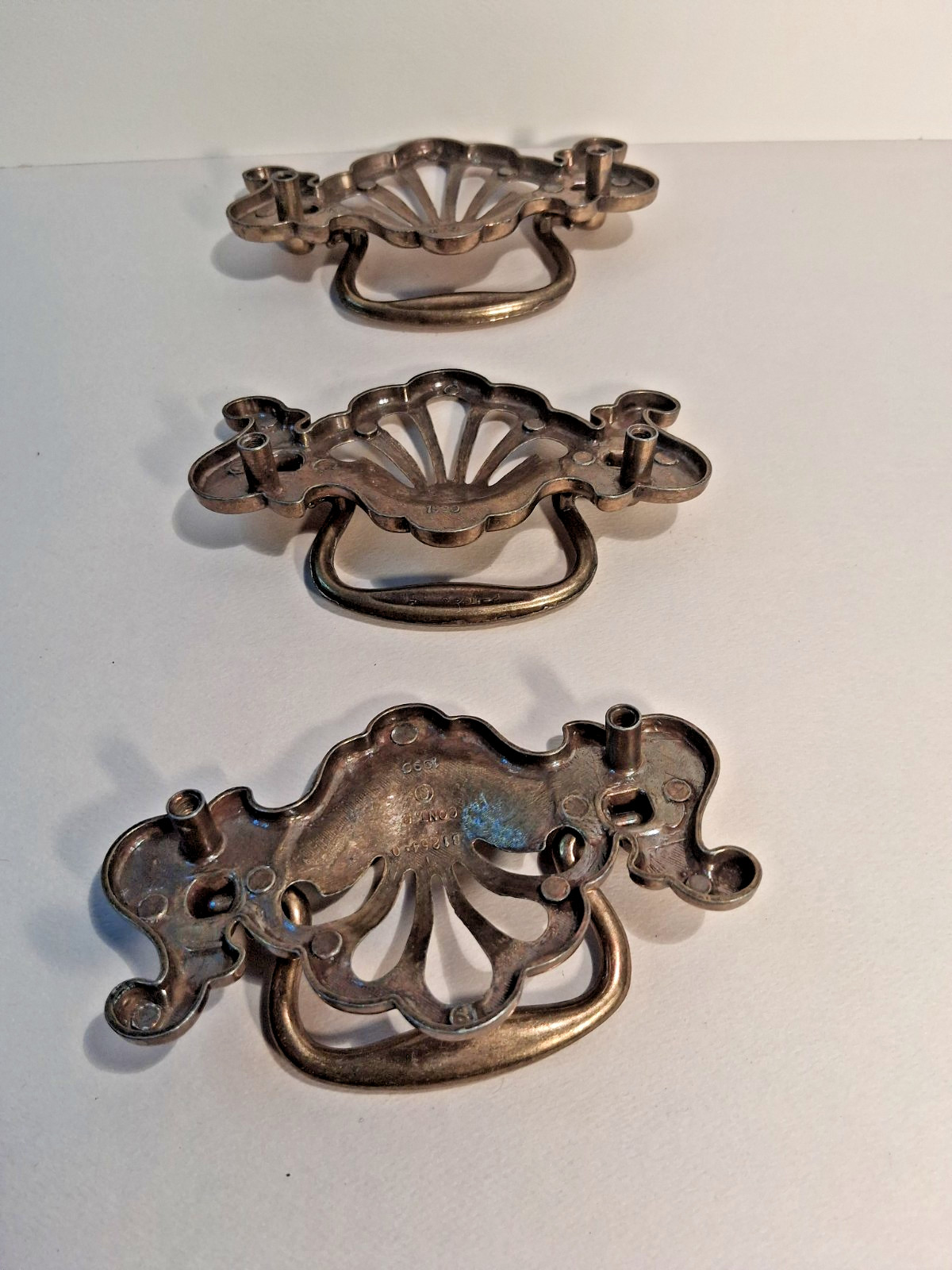 3 Chippendale Scallop Shell Brass Dresser Drawer Pulls
