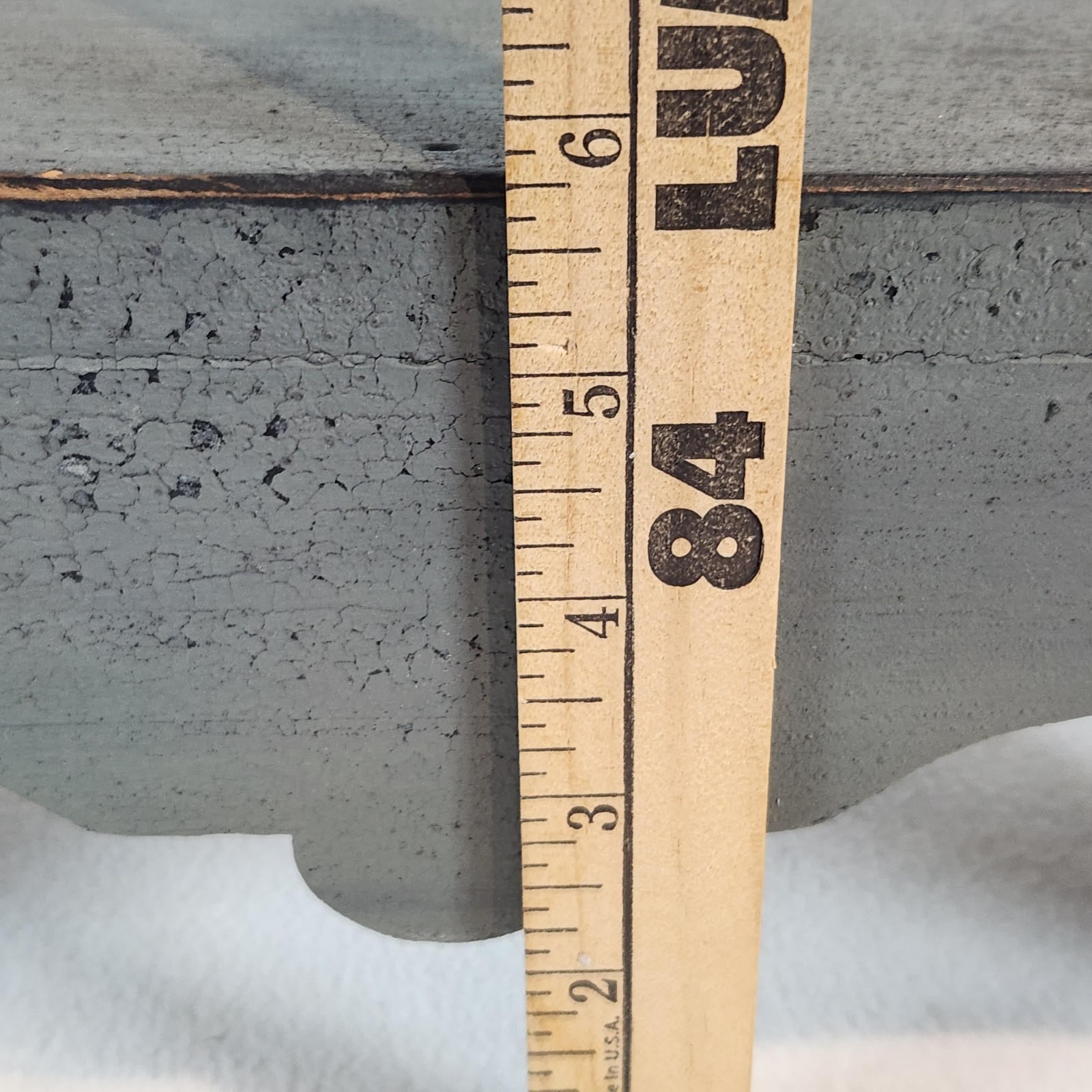 Gray Chippy Distressed Painted Small Decorative Bench Riser Plant Stand FARMHOUS
