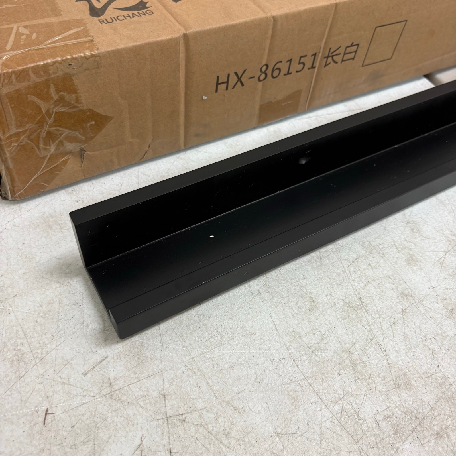 45″ Long Floating Shelf Modern Matte Black Wall Mounted Display Picture Ledge