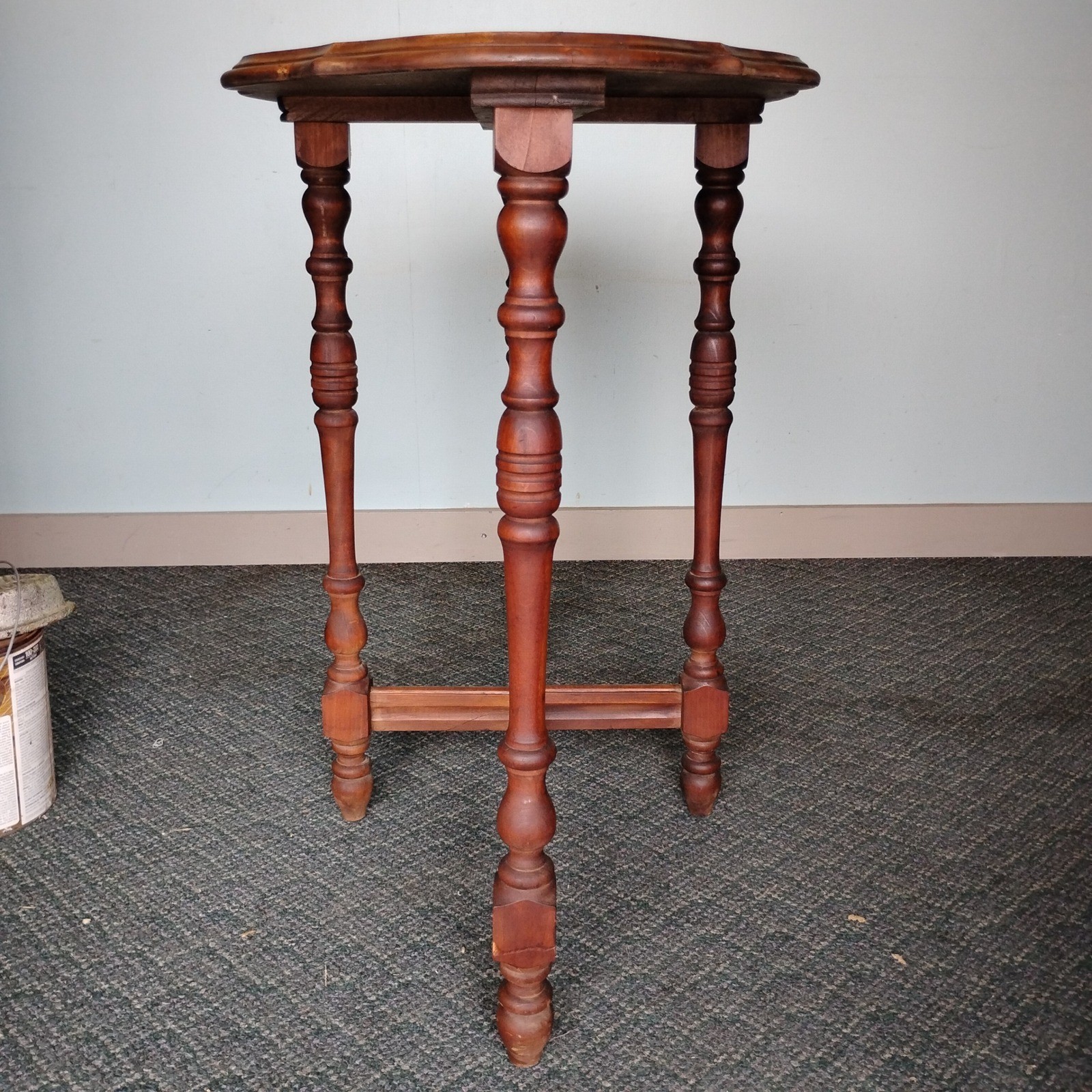 Scalloped Solid Wood Console Table Spindle Leg Entryway Accent Side 28″ T VTG