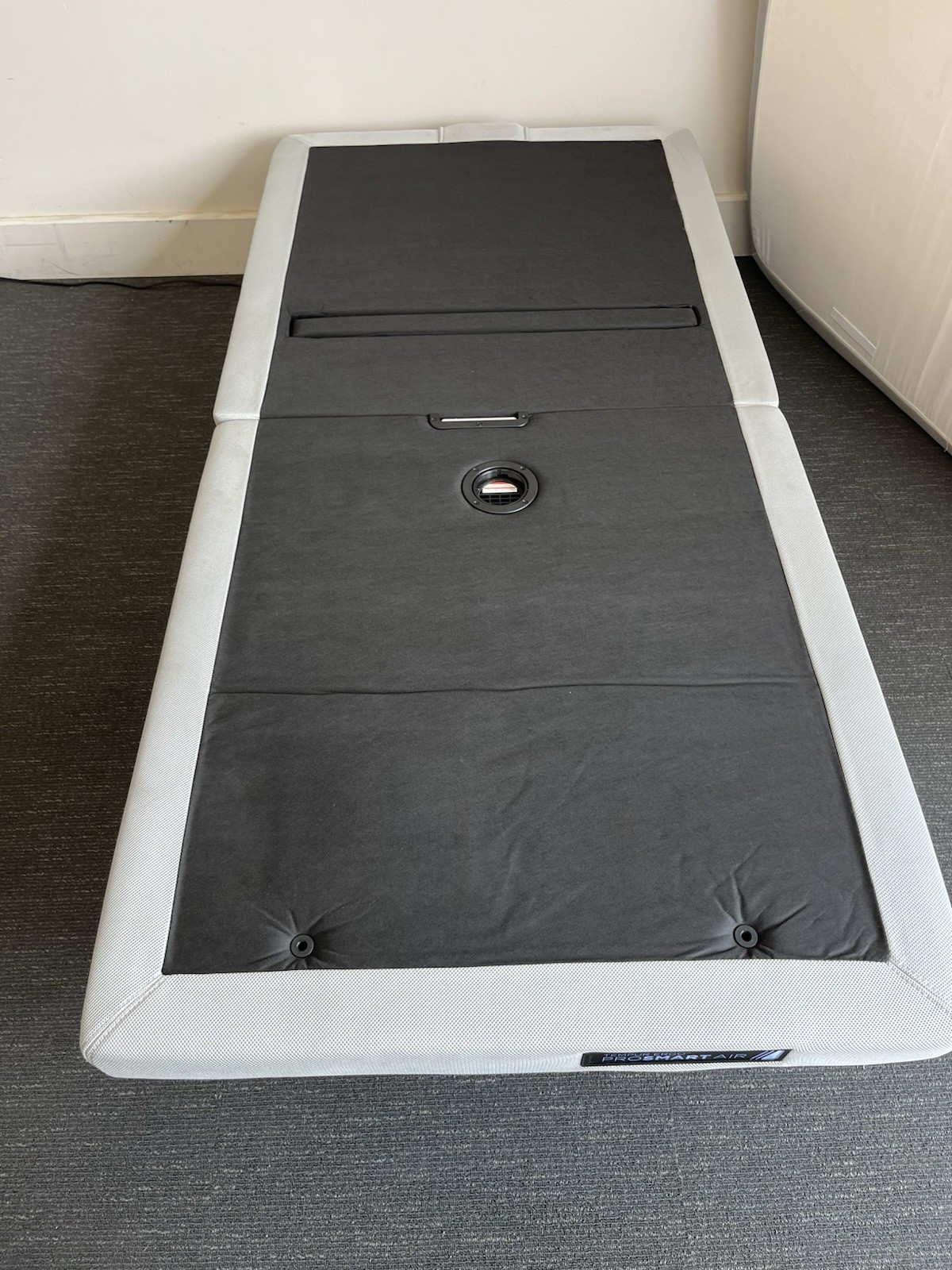 Tempurpedic ActiveBreeze Medium Hybrid KING Mattress ProSmart Air Adjustable Bed