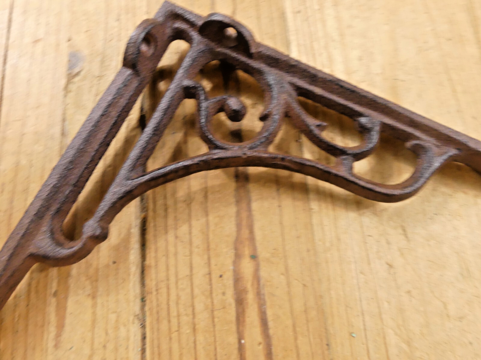 8 Antique Style Vine Shelf Brace Wall Bracket Cast Iron Corbel 6″ X 6 1/2″ Brace