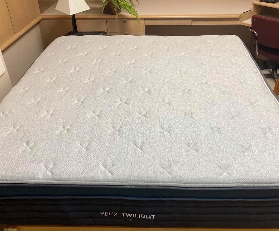 Helix Twilight Luxe Mattress (Queen Size) / FREE Delivery