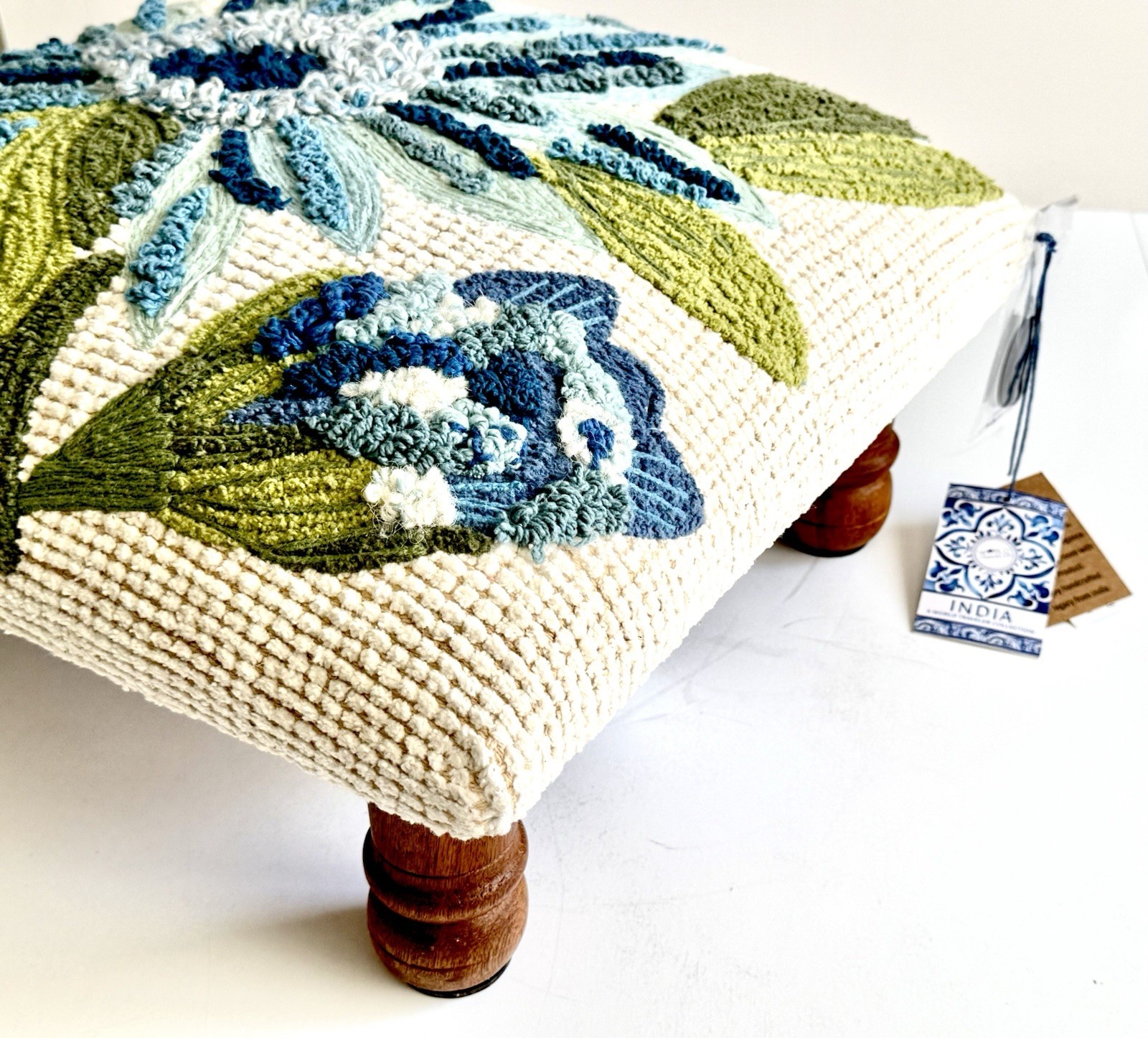 ⚜️New Handmade Botanical Floral Embroidered Footstool Wooden Upholstery 16”