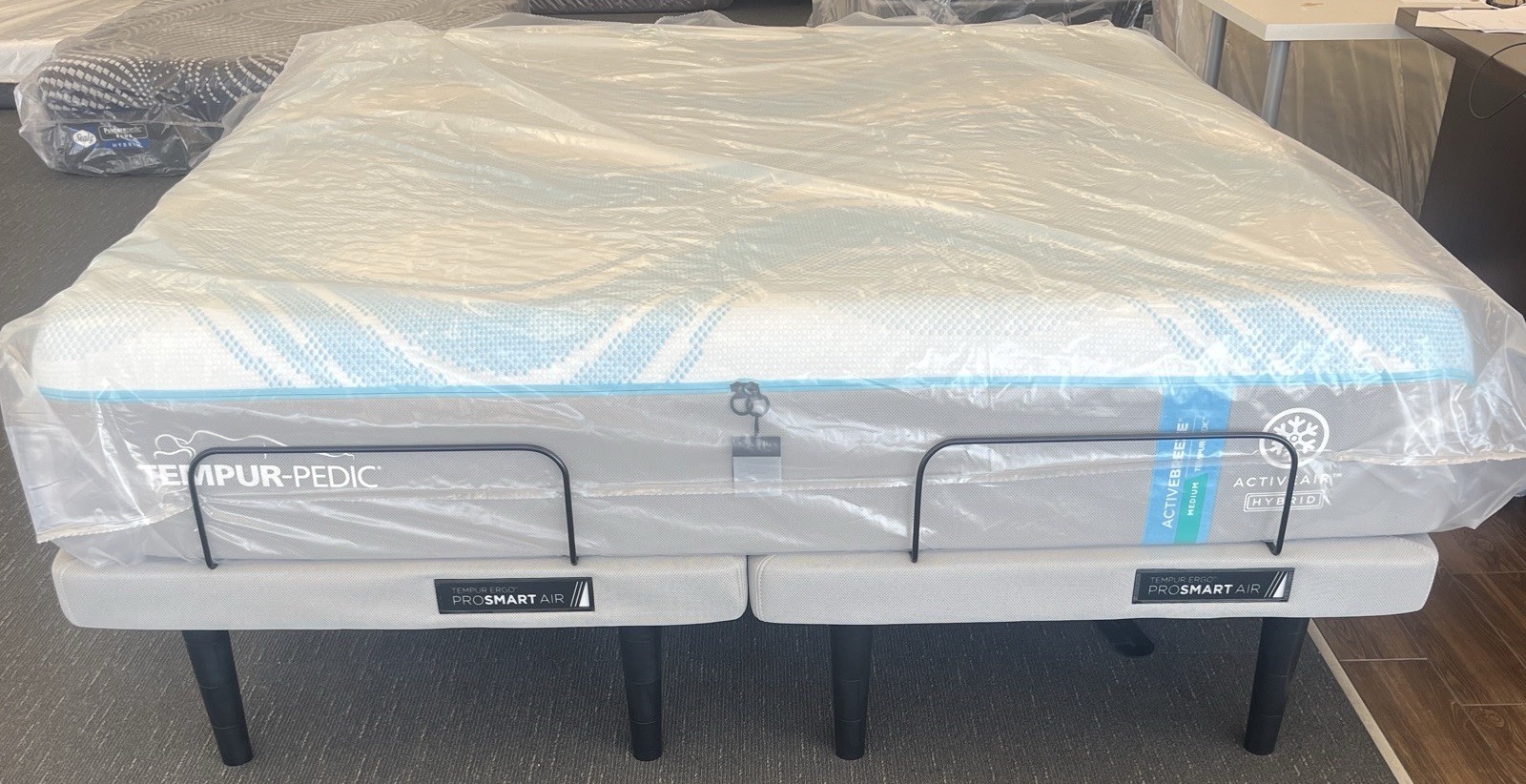 Tempurpedic ActiveBreeze Medium Hybrid KING Mattress ProSmart Air Adjustable Bed