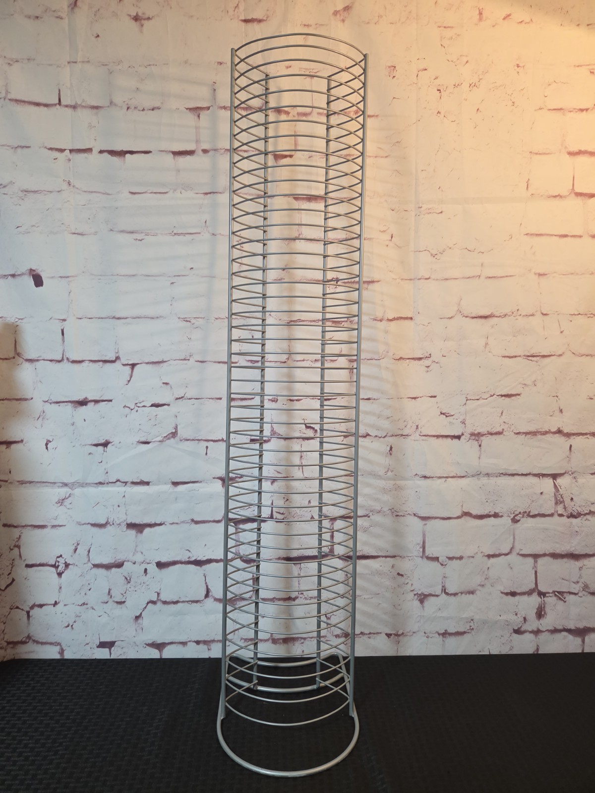 Wire DVD Game Storage Tower Holds 50 DVD 42 Single 4 Doubles 41″ Silver Metal