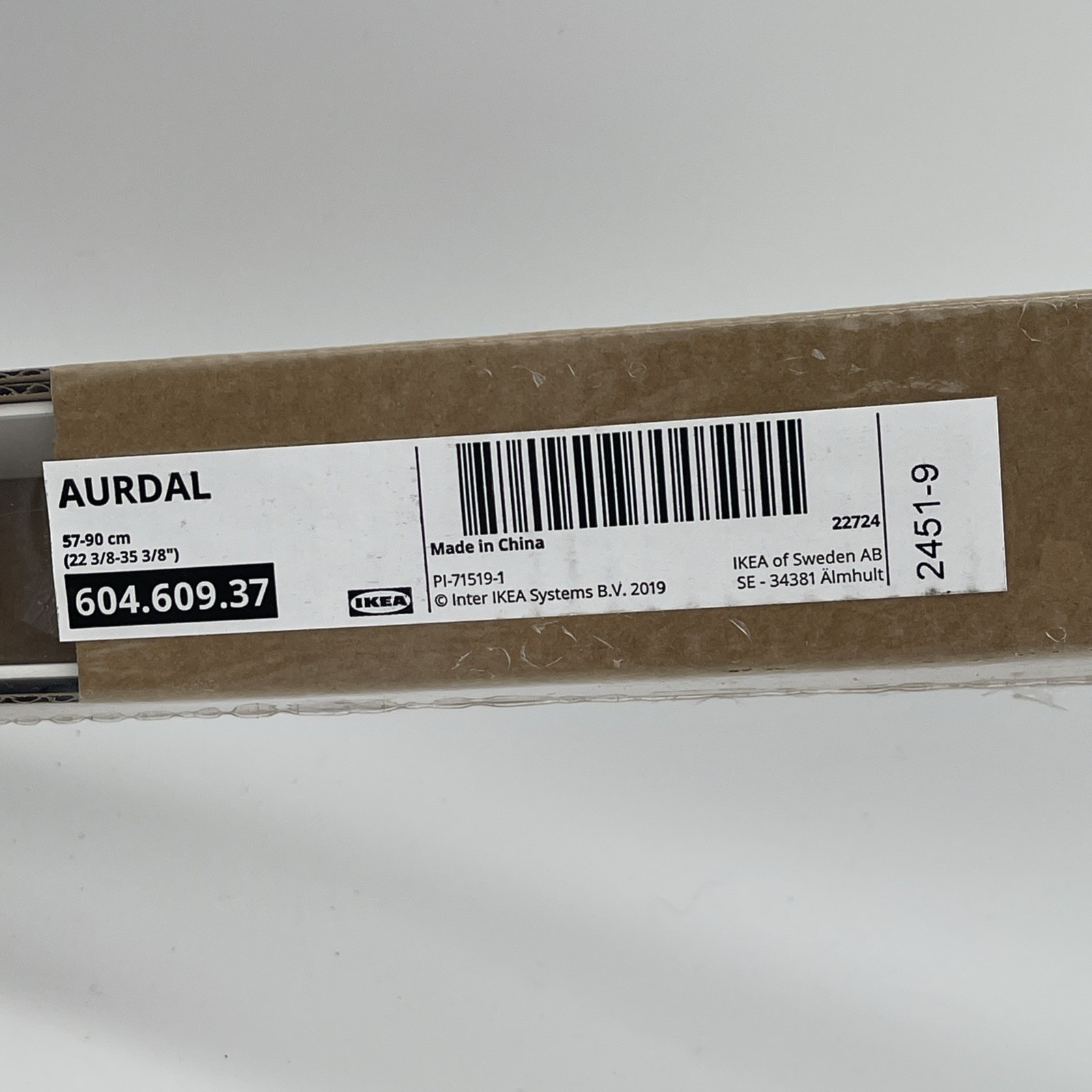 IKEA AURDAL Extendable Clothes Rail 22 3/8 “- 35 3/8”, White, New 604.609.37