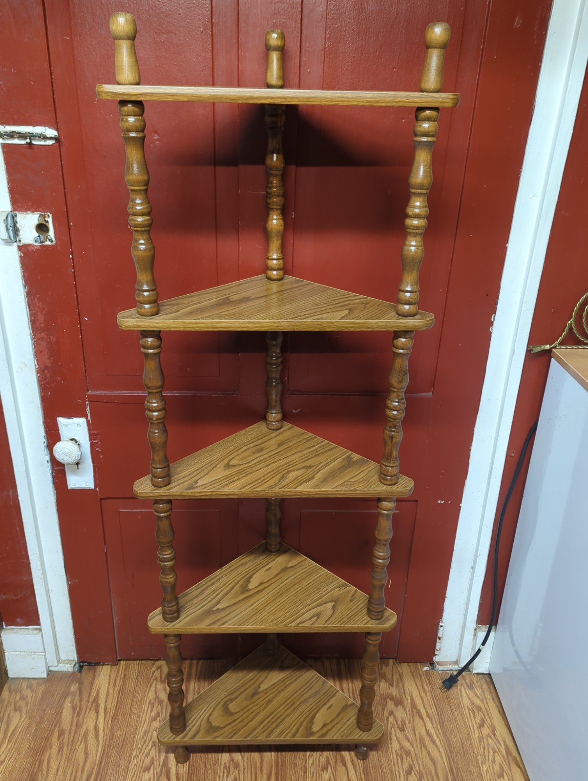 Vintage Mid Century Modern 5 Tier Wood Composite Corner Shelf with Spindles 70’s