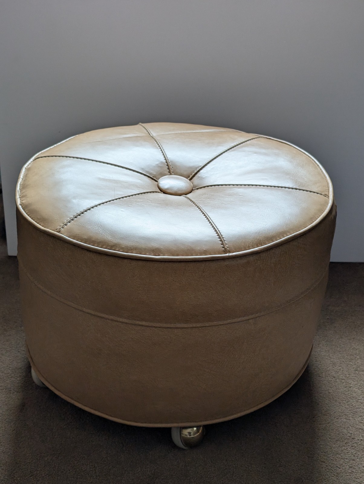 Vintage MCM Round Vinyl Ottoman Roller Pouf 17.5″ x 12″ Beige/Tan