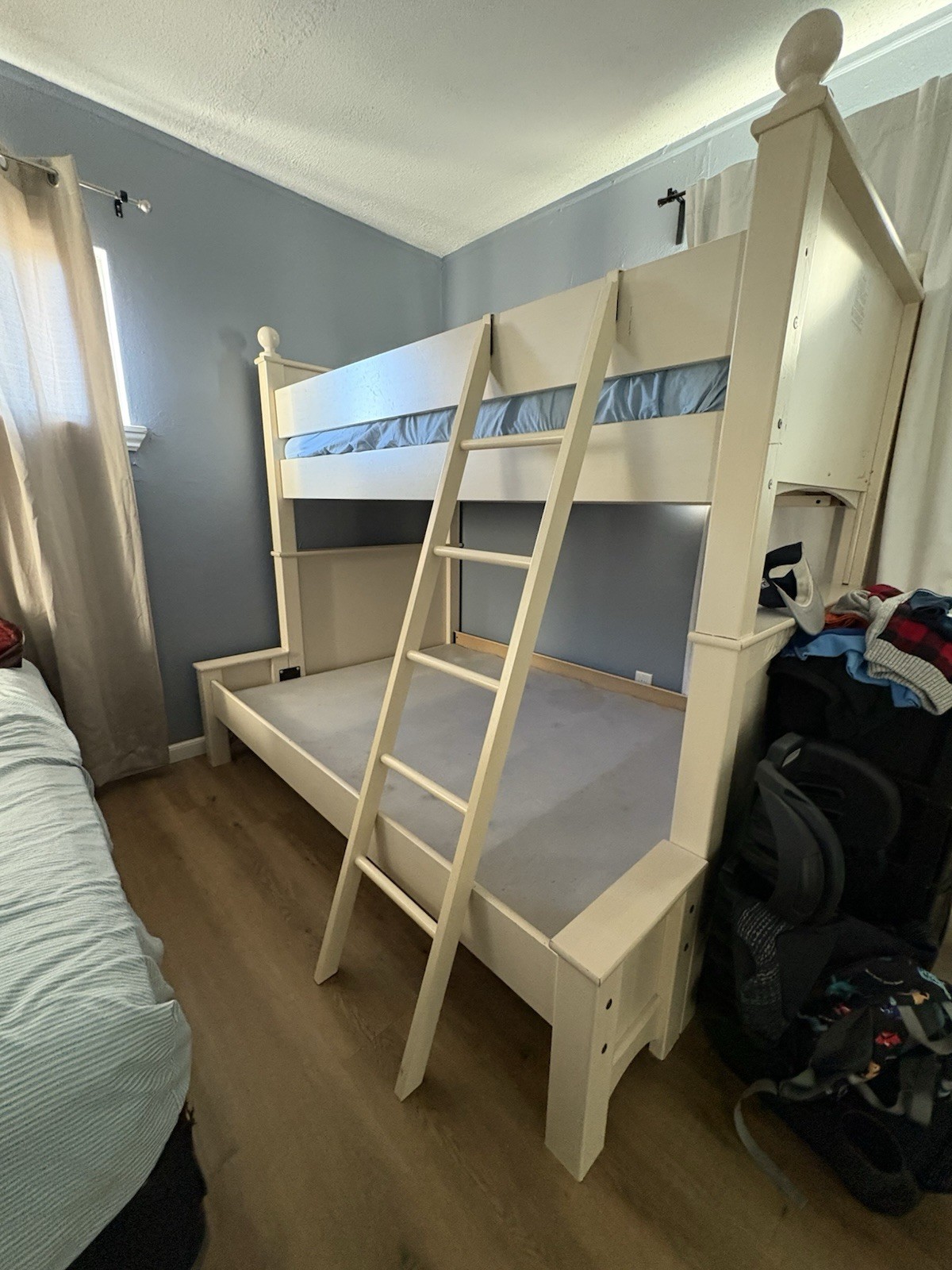 White Kids Bedroom Set Wood Bunk Bed, Dresser w/ Mirror, Shelf