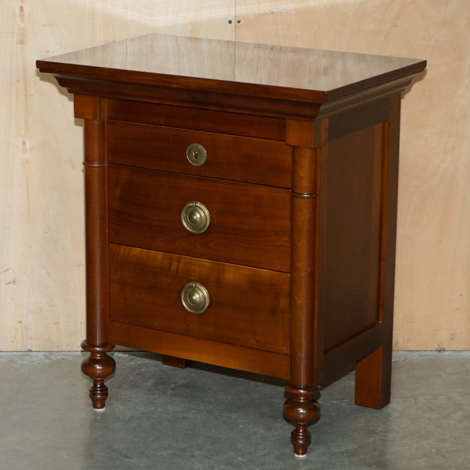 PAIR OF GRANGE FURNITURE PARIS FRANCE CHERRYWOOD NIGHTSTANDS OR LAMP WINE TABLES