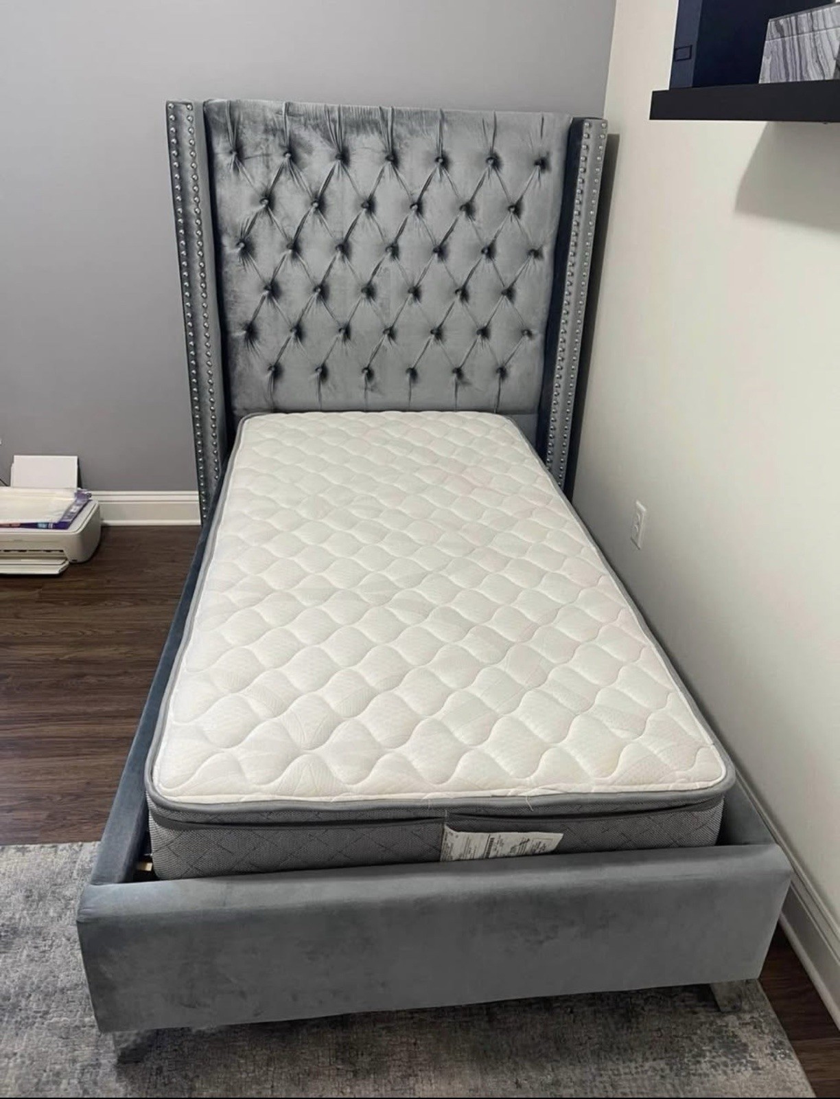 Twin Bed