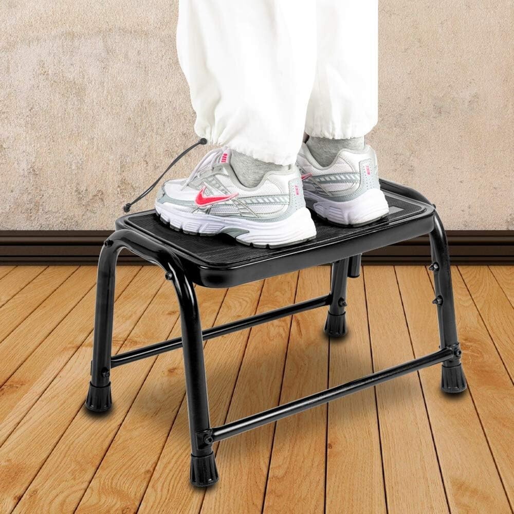 330 lbs Capacity Step Stool with Non-Slip Step – Easy to Clean & Versatile