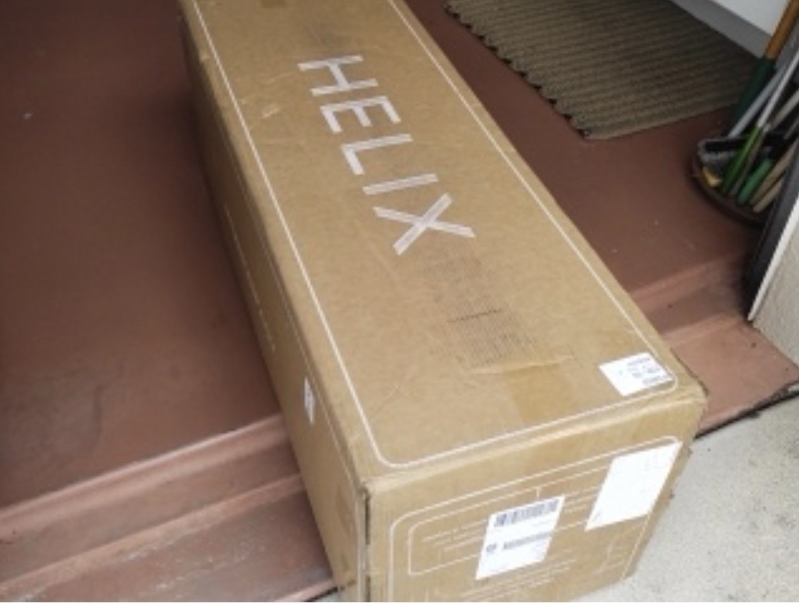 Brand New Helix Midnight Luxe TENCEL Cover Luxe Layer King Size Mattress