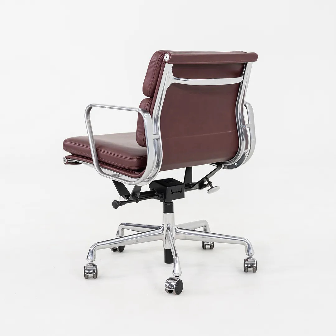 2016 Herman Miller Eames Soft Pad Management Desk Chair Burgundy 20x Available