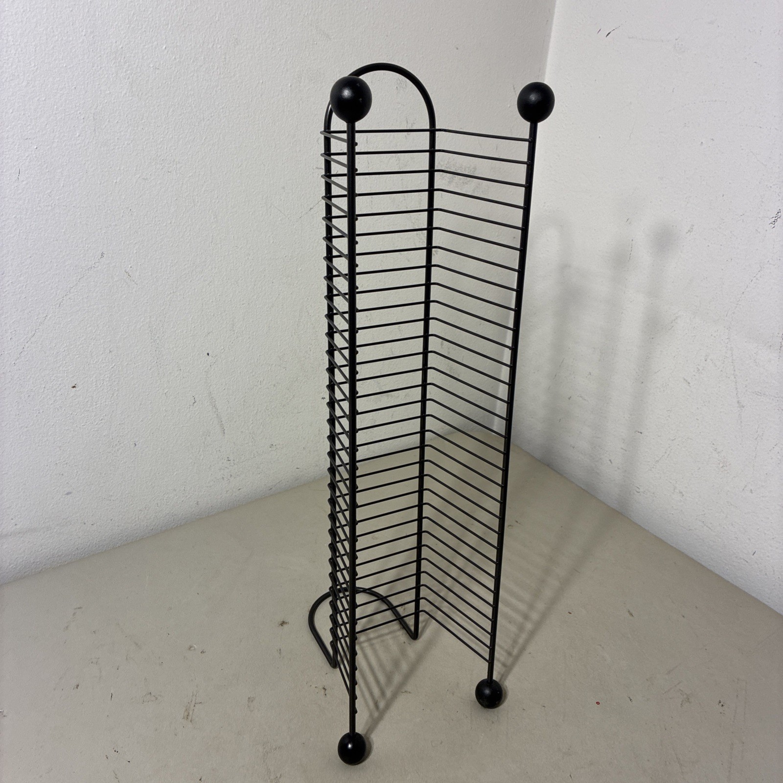 Metal CD Storage Wire Rack Tower 30 Disc Slots Compact Vertical Organizer Stand