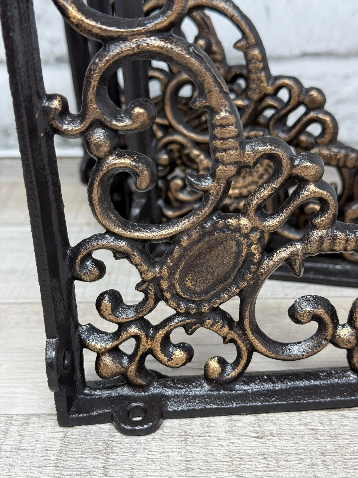 Set 4 Cast Iron Shelf Brackets Hand Painted Black and Gold Rustic Cameo 8″ x 8″