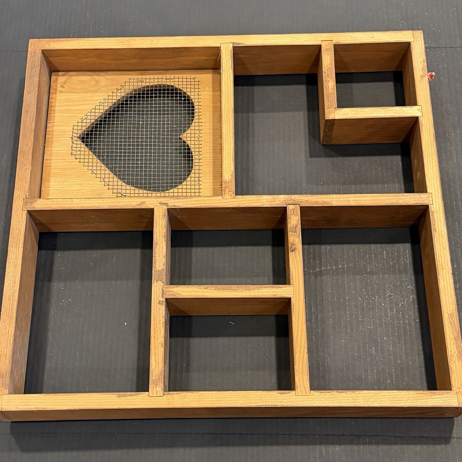 Wooden Cubby Hanging Display Wall Shelf w/ Heart Screen Door Cottage Farmhouse