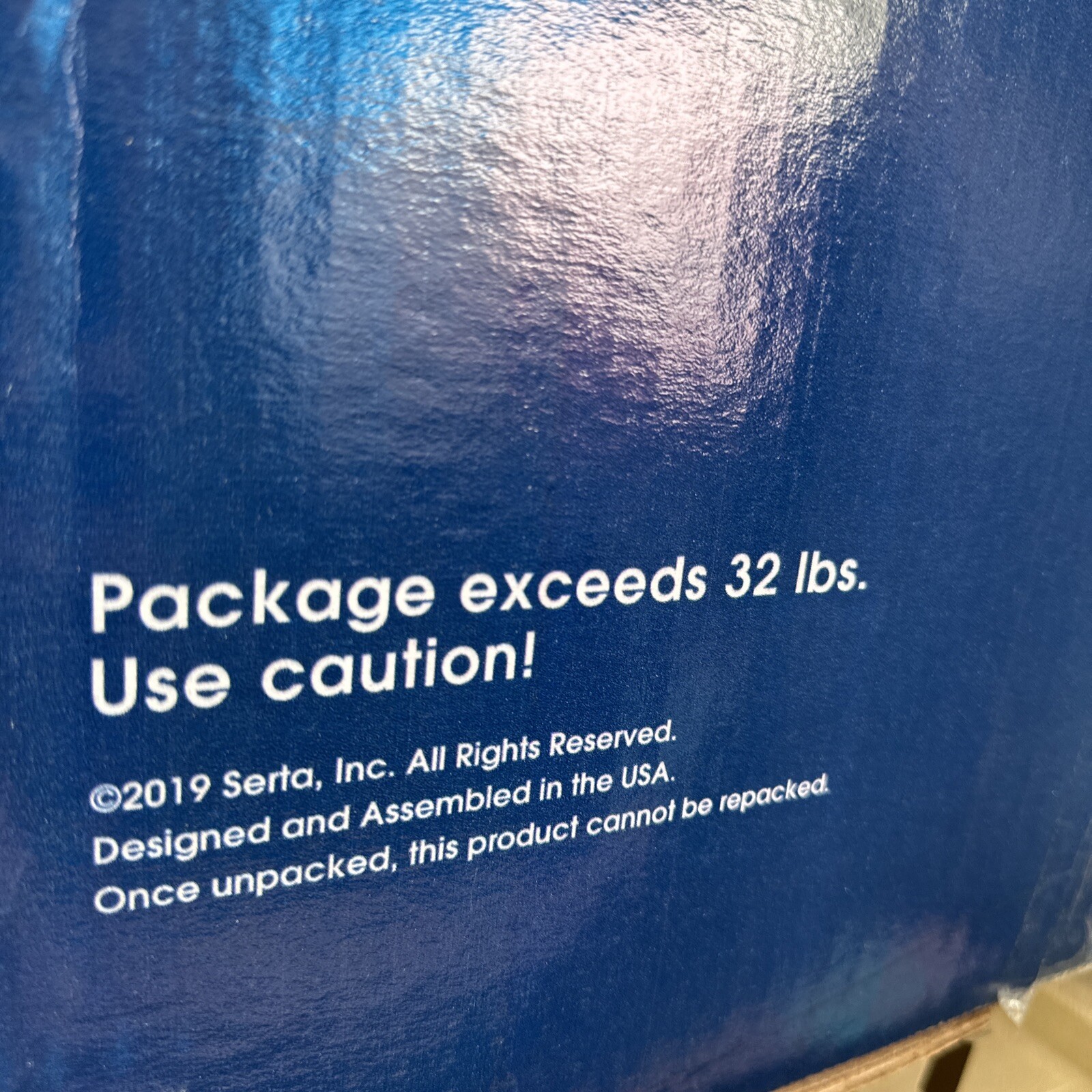 SERTA PERFECT SLEEPER ELITE 9 Inch NEW Gel Memory Foam Mattress In A Damaged Box